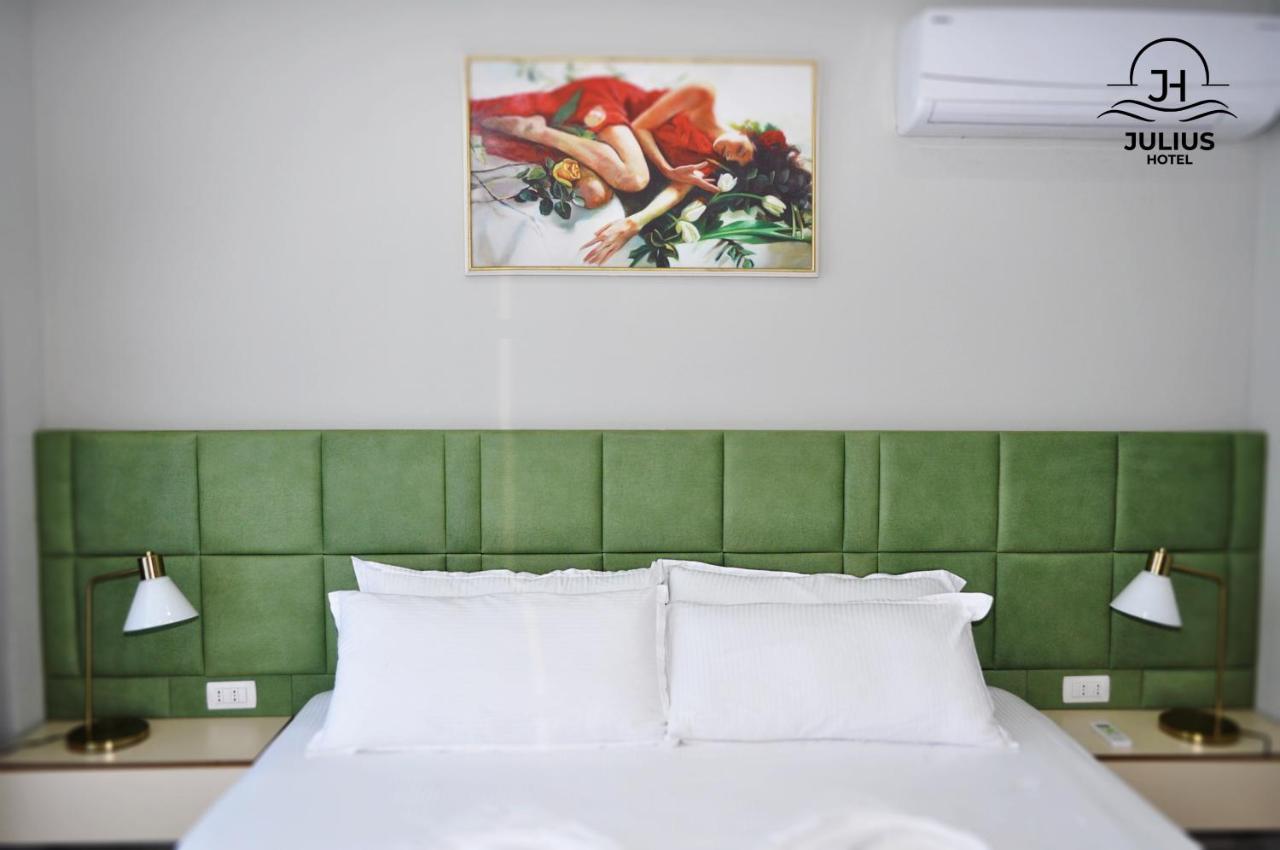 Julius Hotel โกเลม ภายนอก รูปภาพ