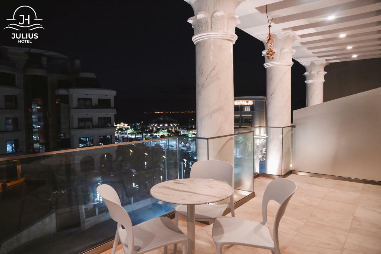 Julius Hotel โกเลม ภายนอก รูปภาพ