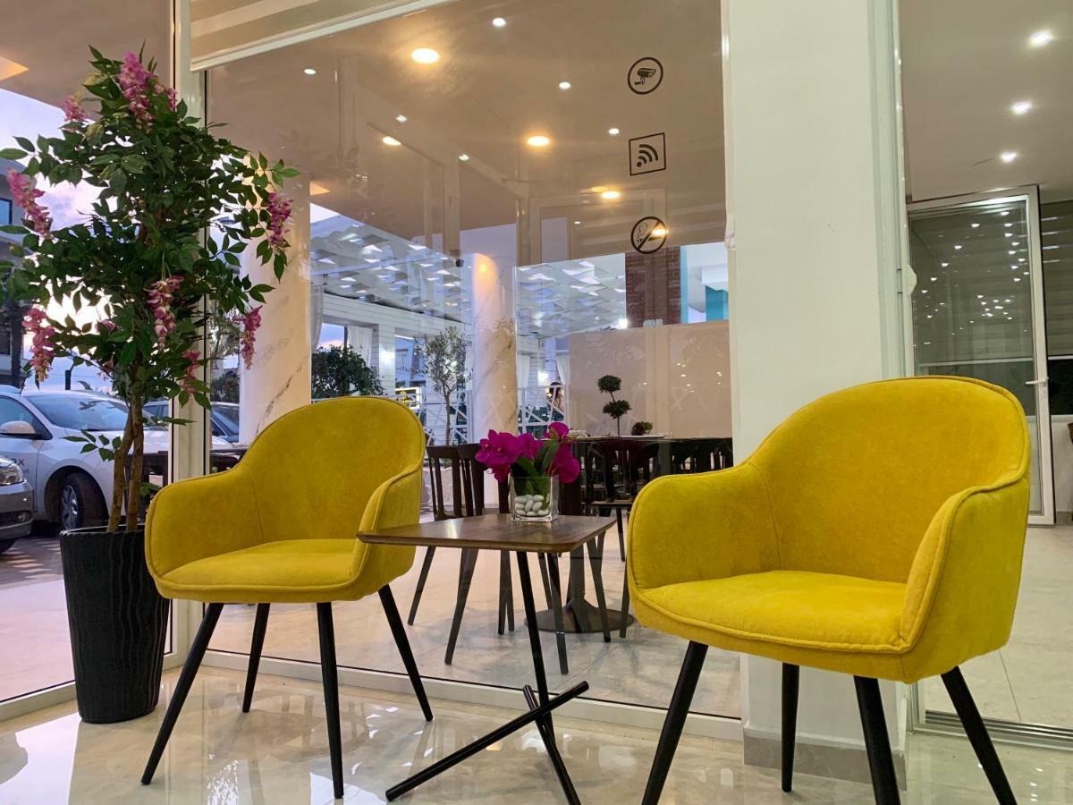 Julius Hotel โกเลม ภายนอก รูปภาพ